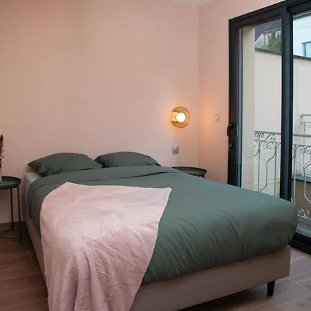 Havre De Paix Niche Dans Les Hauteurs De Villa *